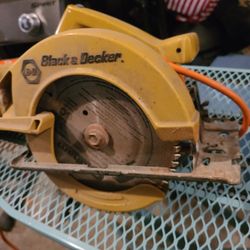 Two Eletric Hand Saws