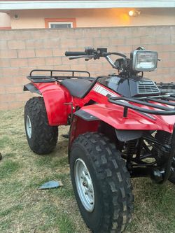Red Honda FourTrax 250cc