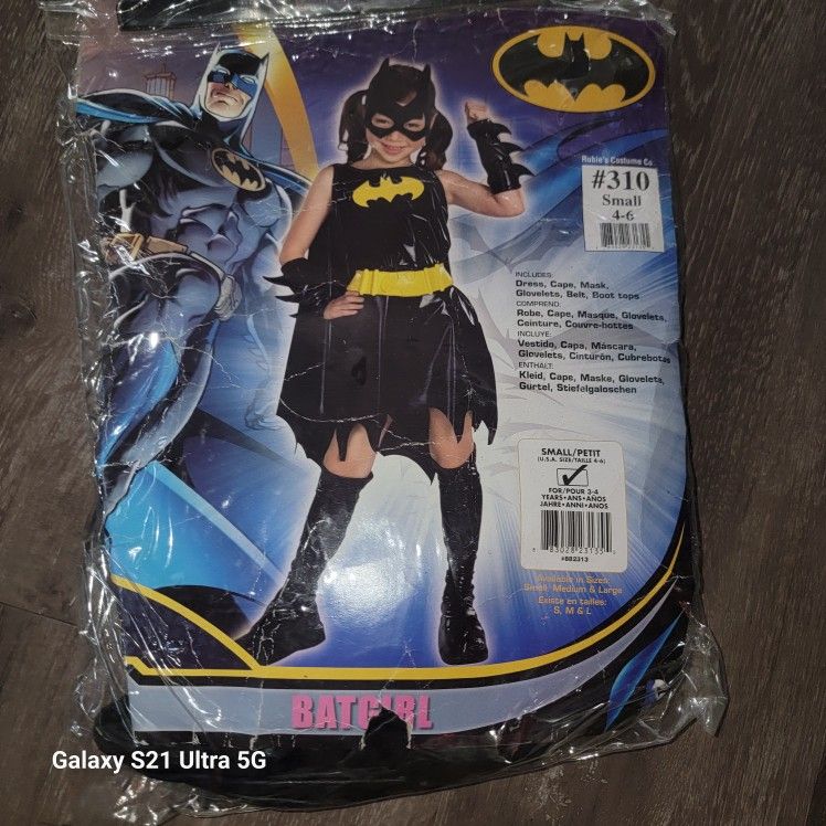 Bat Girl Costume. Small 4-6 *NO MASK**