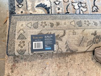 Tuscany Area Rug 7ft 10in x 10ft Navy