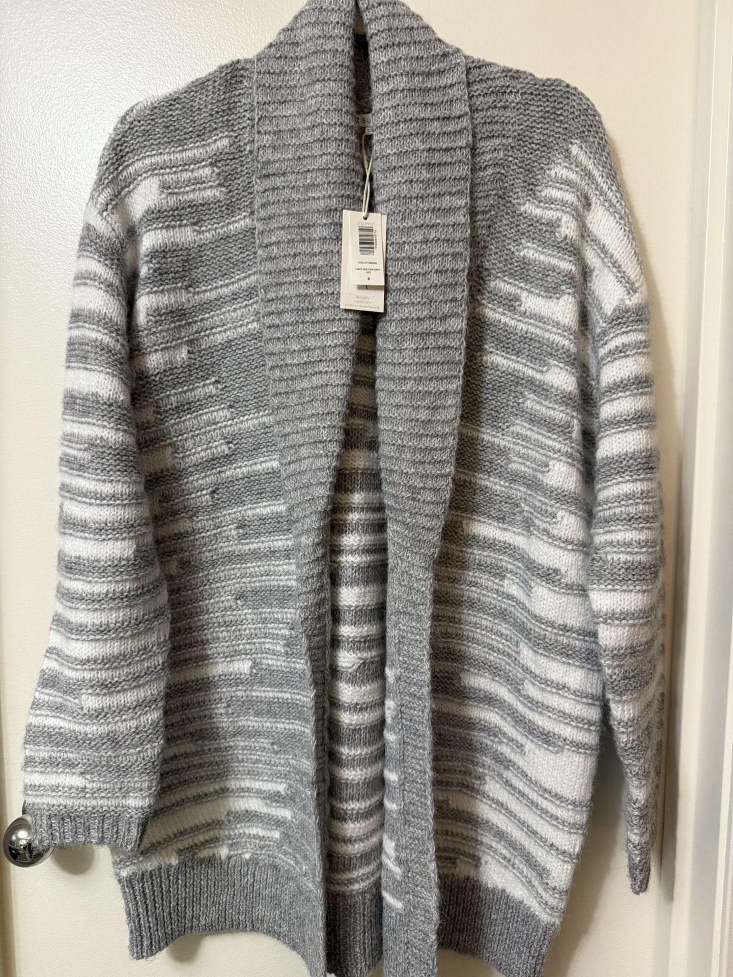 Z supply NWT Sweater