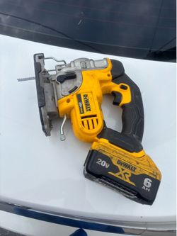 Cordless Dewalt jigsaw