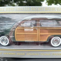 1:18 Scale Ford Woody Station Wagon  Meadow City Classics