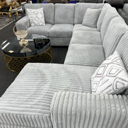 Stunning Stylish Cozy Sectional!