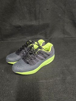 Jordan CMFT 11 Viz Air Black/Volt Size 10.5 w/ Original Box
