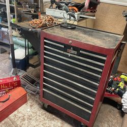 CRAFTSMAN TOOL BOX 