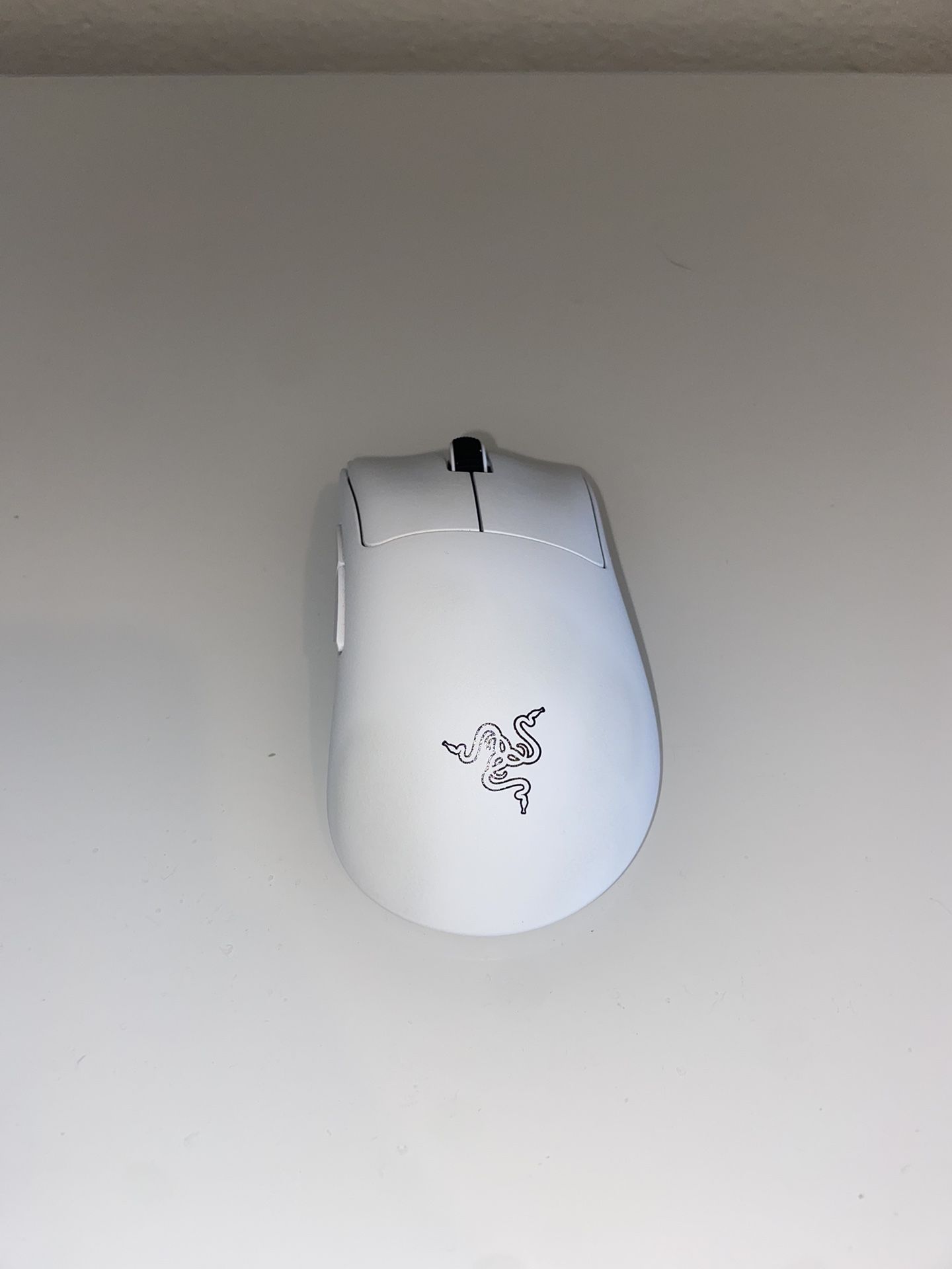 Razer DeathAdder V3 Pro Lightweight Wireless Gaming Mouse W/ Accessories