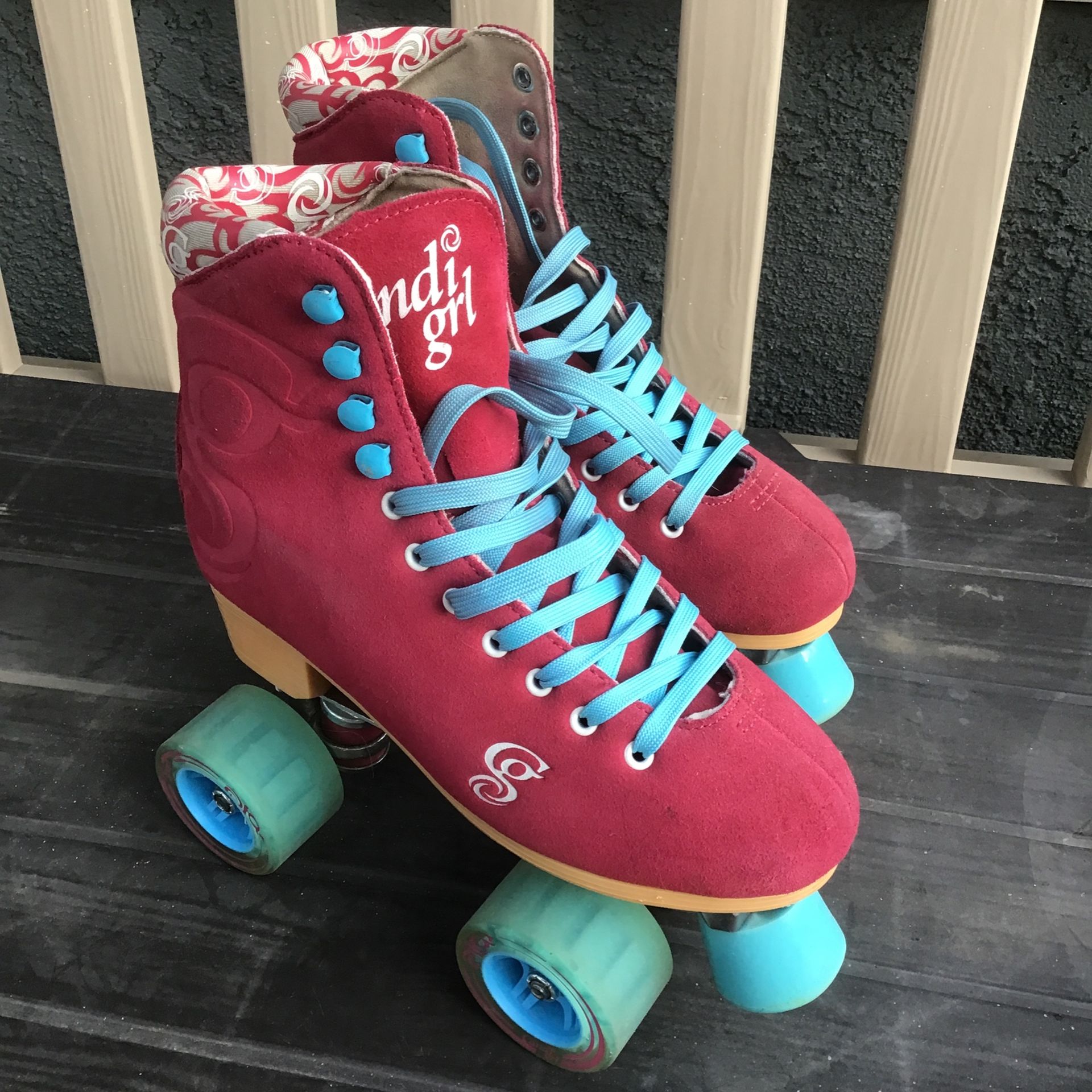 Candi Girl Women’s Roller Skates, Size 7, Gently Used for Sale in
