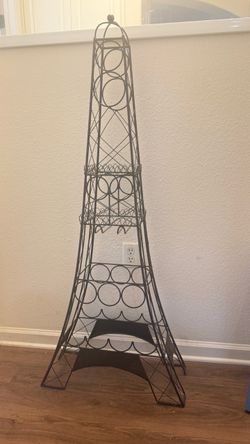 wine tower (eiffel tower)