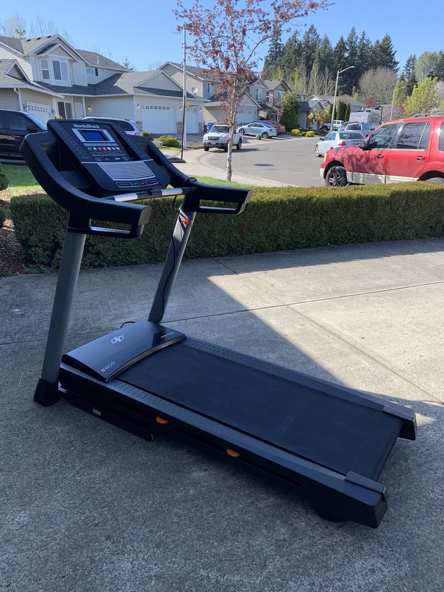 C600 nordictrack treadmill