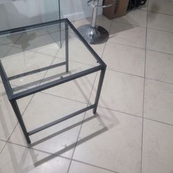SIDE GLASS COFFEE TABLE!!!