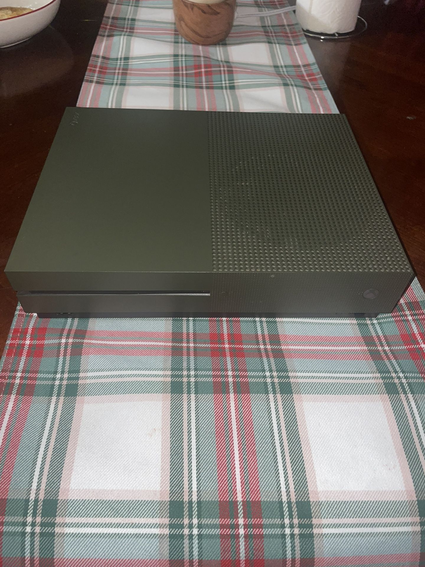 Xbox One S