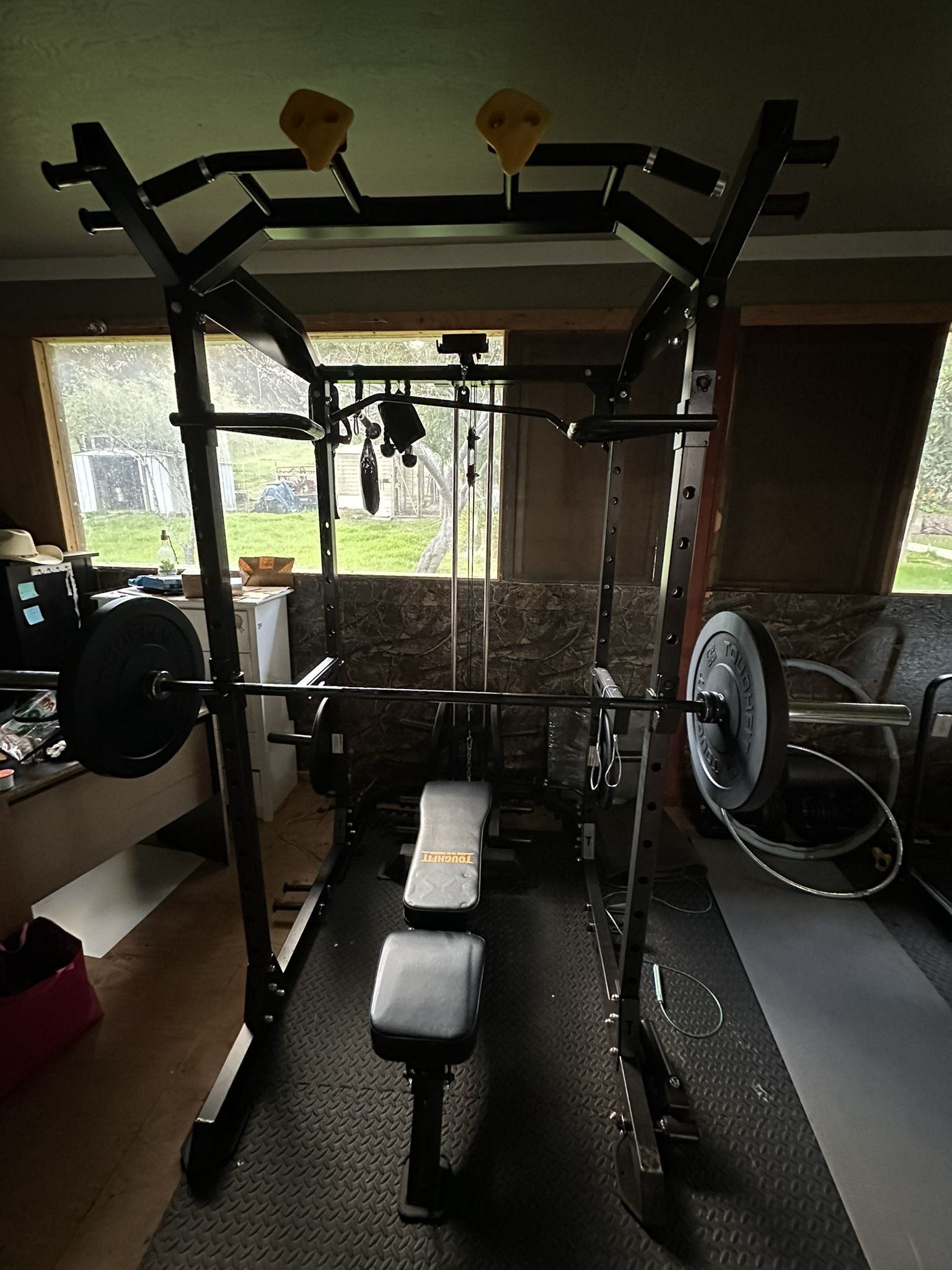 Power Cage (squat Rack, Bench Press, Pull down, Pull Ups)