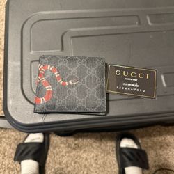 Gucci wallet