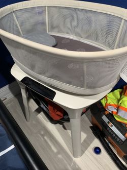baby bassinet  