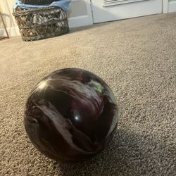 Bowling Ball 12 Lb 