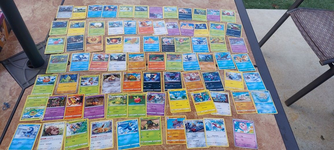 Pokemon Cards Lot 