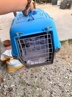 Small dog or cat crate