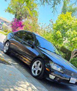 2001 Lexus IS 300
