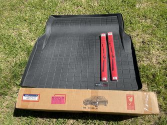 Mercedes Benz E350 Cargo Mat, Front Grille, Wipers