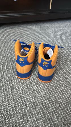 Kids custom Nike shoes y6.5