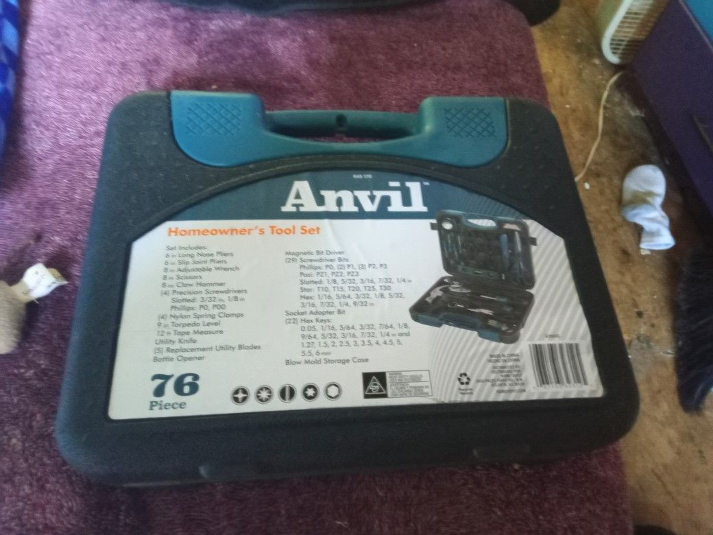 New 76 Anvil Tool Set