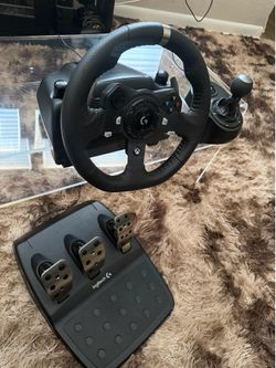 G920 Logitech Steering wheel. Peddles and A shifter