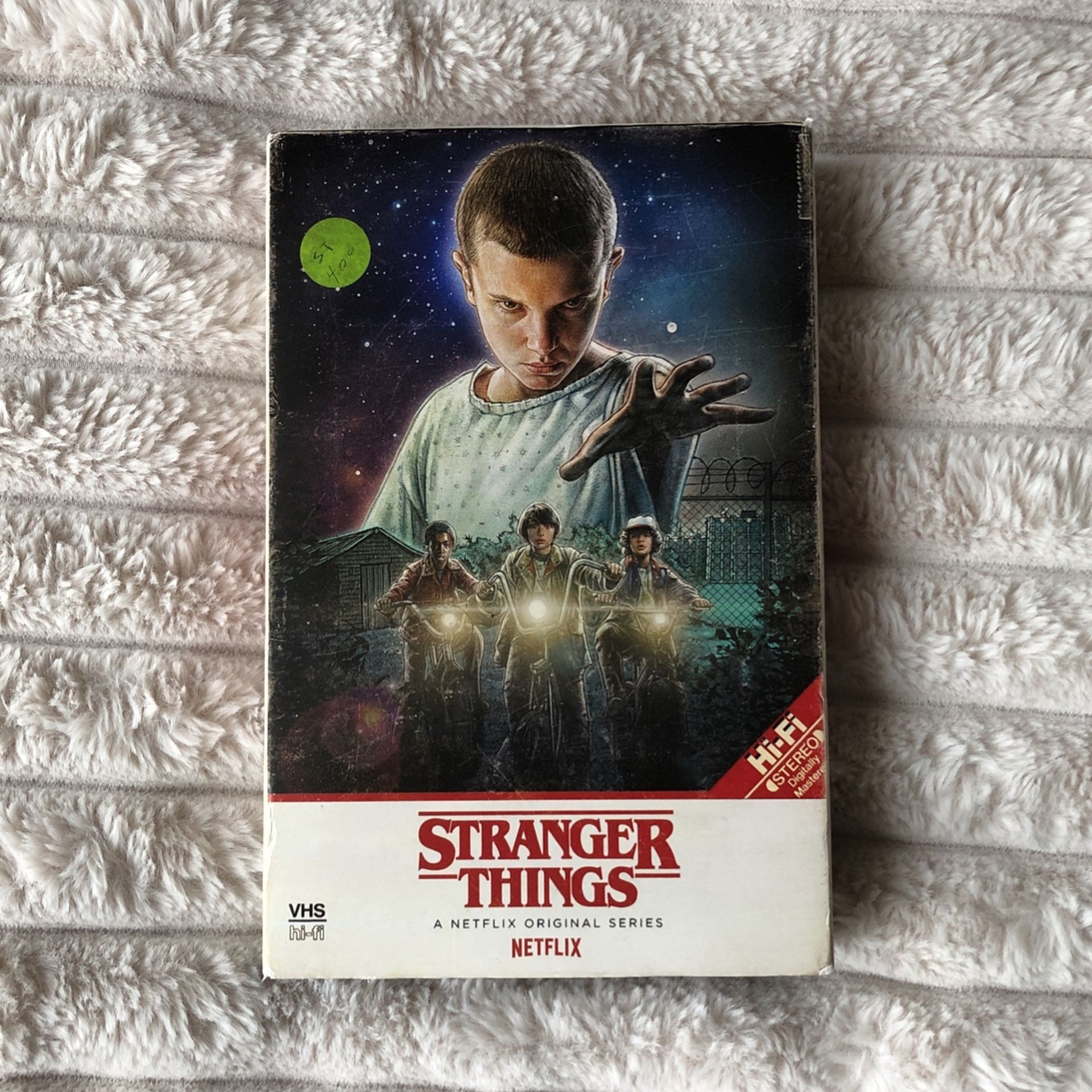 Netflix Stranger Things: Season 1 Collector’s Edition ( 4K/UHD + Blu-Ray)