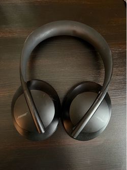 Bosé 700 headphones