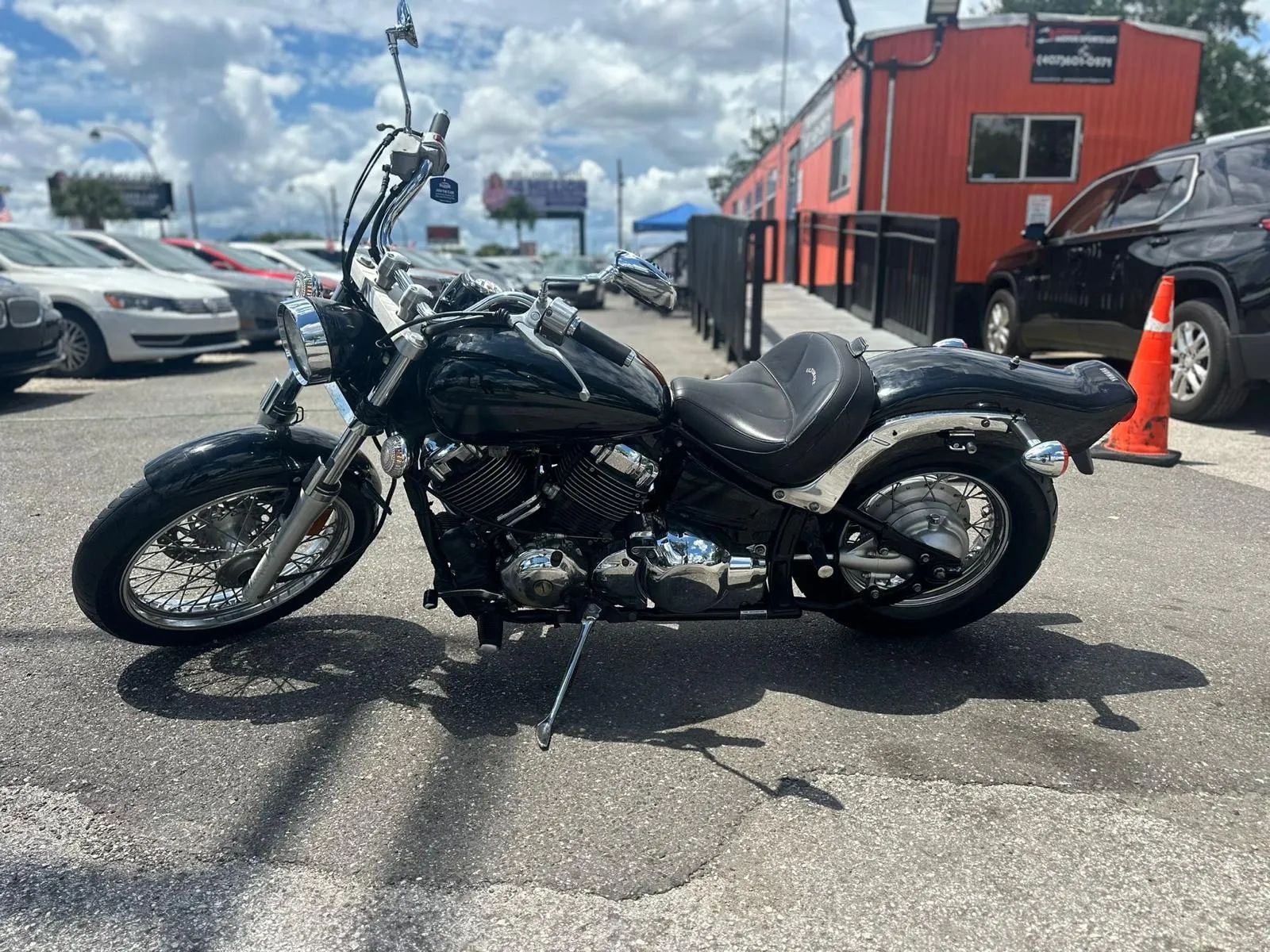 Yamaha V Star Custam 