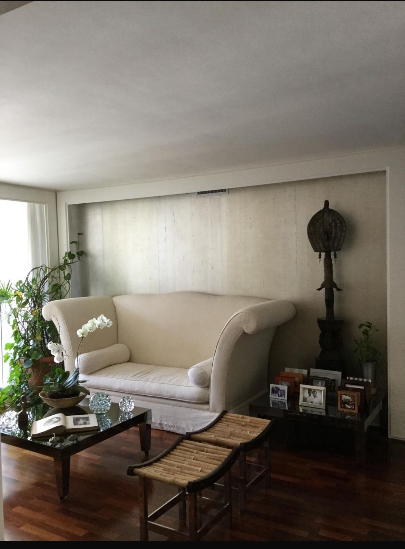 FREE/ GRATIS SOFA