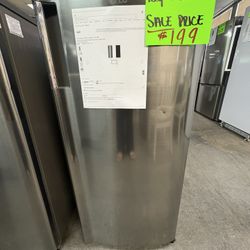 LG Mini Fridge 
