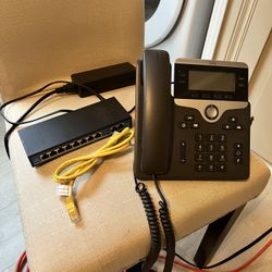Cisco IP Phone 7841 with Narpolt POE Switch 