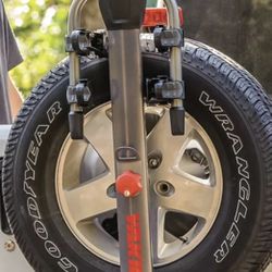 Yakima Spare Ride Vehicle Rear