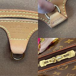 Authentic Louis Vuitton Ellipse PM Monogram Hand Bag MI0052 for Sale in  Houston, TX - OfferUp
