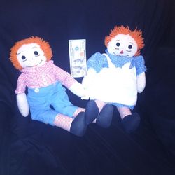 Vintage "Raggedy Ann And Andy"...