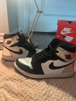 Nike Air Jordan 1 Retro High OG Silver Toe
