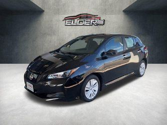2025 Nissan LEAF