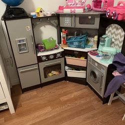 Kids Play Kitchen 