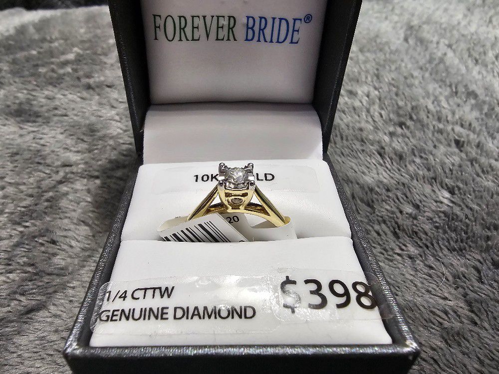 Forever Bride 1/4 Carat T.W. Round Diamond 10 kt Yellow Gold Miracle Plate Solitaire Ring