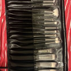 Makeup Brush 