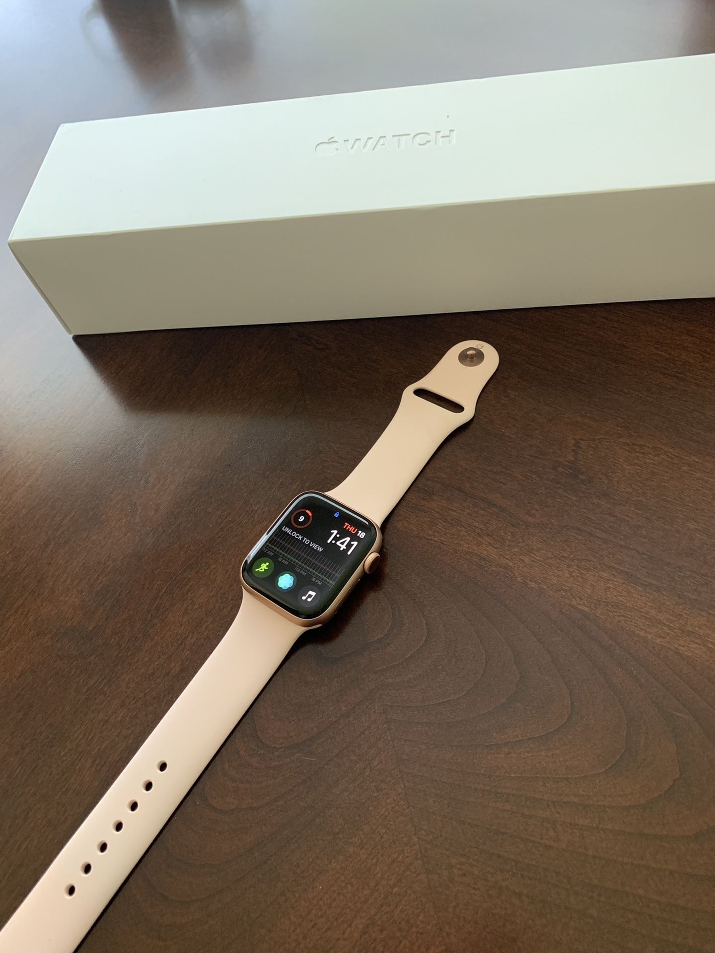 Apple Watch Series 4 44mm LTE+GPS