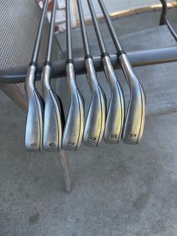 Callaway Rogue ST Max OS Iron Set 5-p Senior Graphite