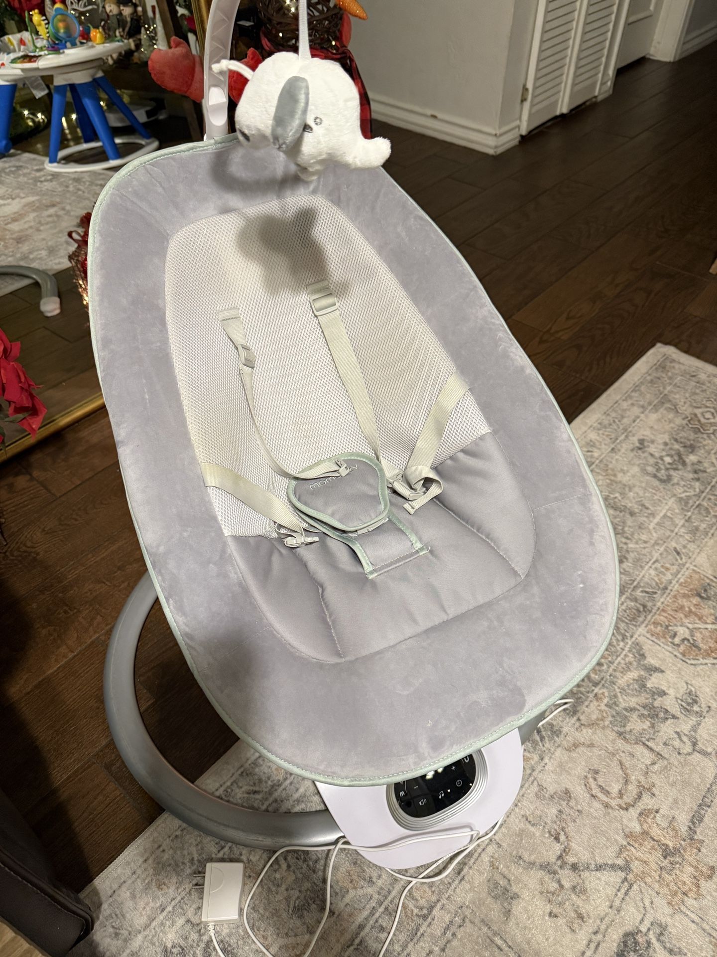 Momcozy Swing