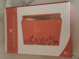 NLT Spiritual Growth Bible – Pink Floral Edition (Brand New)