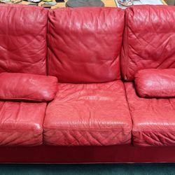Vintage Red Leather 3-Seater Sofa - Bold Statement Piece
