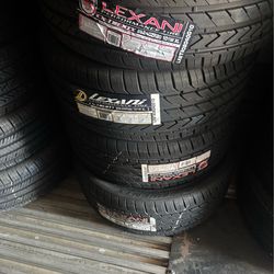 Lexani LX- Twenty 255/40/20 -55,000 mile tire