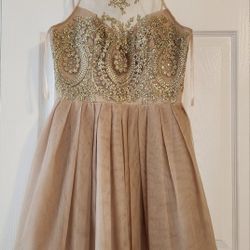 Vestido Para Fiesta Talla M  EN Perfectas Condiciones