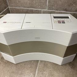 Bose Acoustic Wave Radio / CD - Excellent - Works Great