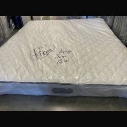 Beauty Rest King Size Mattress 